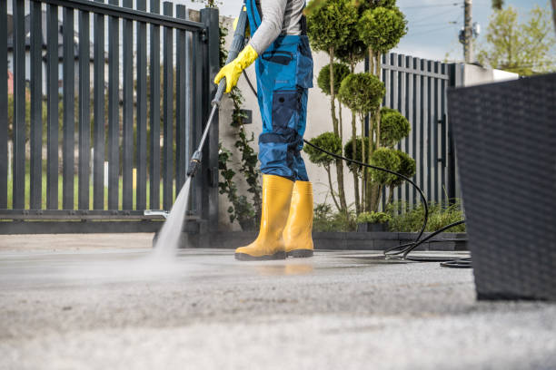 Post-Construction Pressure Washing in Sumner, IA